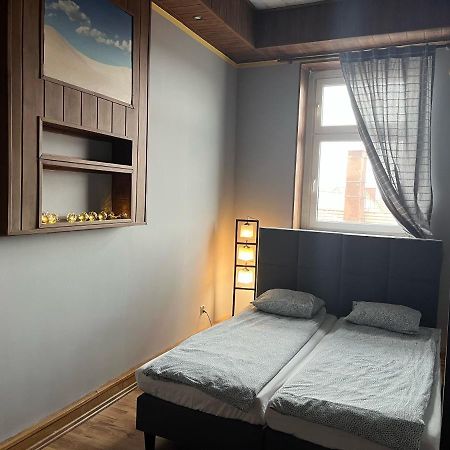Apartament Centrum-Zwyciestwa Gliwice Bagian luar foto